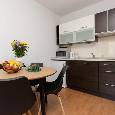 Cozy Apartment With Balcony Warszawa By Noclegi Renters Exterior foto